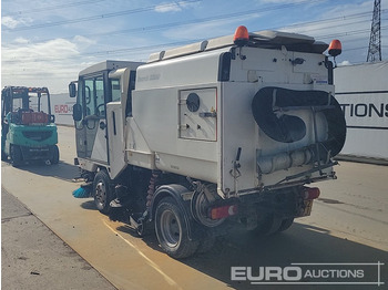 Barredora vial 2012 Scarab 4x2 Road Sweeper, Reverse Camera, A/C: foto 3