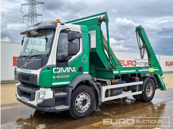 Camión portacontenedor de cadenas VOLVO FL