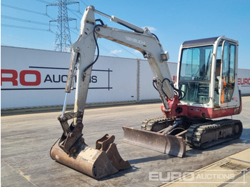 Miniexcavadora TAKEUCHI TB135