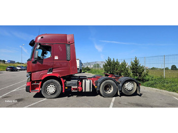 Cabeza tractora RENAULT T 520
