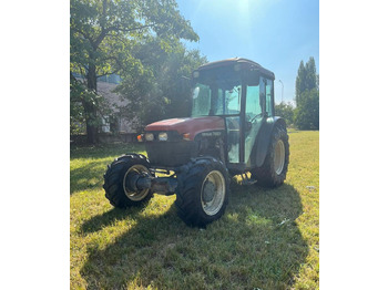 Tractor NEW HOLLAND