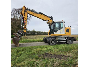 Excavadora de ruedas LIEBHERR A 918