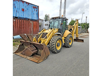 Retroexcavadora NEW HOLLAND