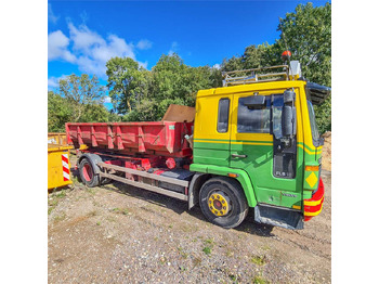 Camión con equipo de cable Volvo FL612: foto 5