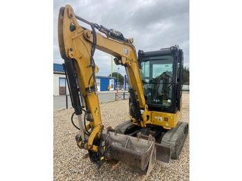 Miniexcavadora CATERPILLAR 302.7CR
