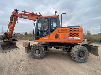Excavadora de ruedas DOOSAN DX160W-3