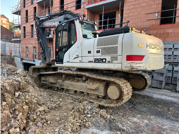 Excavadora de cadenas HIDROMEK