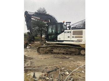 Excavadora de cadenas HIDROMEK