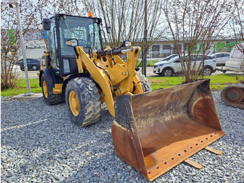 Cargadora de ruedas CATERPILLAR 906M