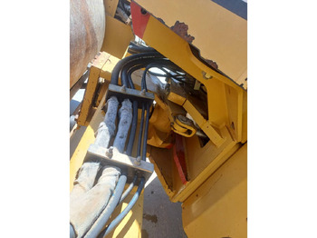 Compactador CAT CS573E: foto 4