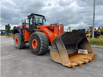 Cargadora de ruedas HITACHI