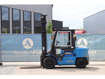 Carretilla elevadora diésel CATERPILLAR DP