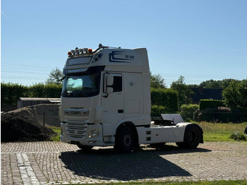 Camión chasis DAF XF 106