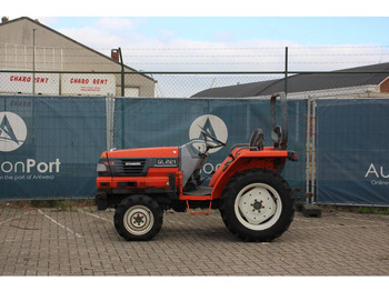 Tractor Kubota GRANDEL GL221: foto 2