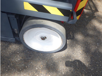 Plataforma de tijeras Skyjack SJ3226: foto 4 Plataforma de tijeras Skyjack SJ3226: foto 4