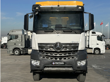 Camión volquete MERCEDES 2021 MERCEDES AROCS  4142/AUTO-AC-EURO6-8X4 HARDOX TIPPER: foto 2