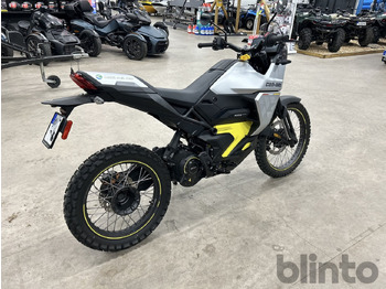 Motocicleta BRP: foto 4