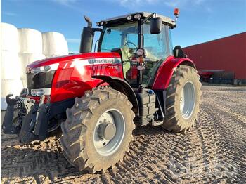 Tractor MASSEY FERGUSON: foto 1
