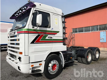 Camión SCANIA 143