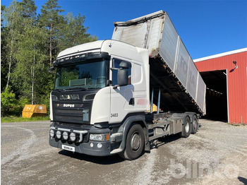 Camión SCANIA