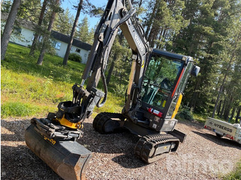 Miniexcavadora VOLVO