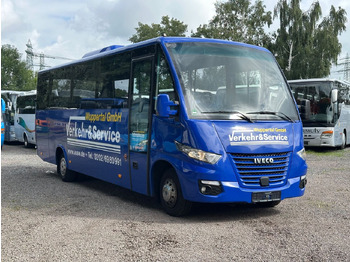 Minibús IVECO Daily 70c18