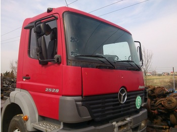 Cabina MERCEDES BENZ ATEGO 1823 1828 2528: foto 3