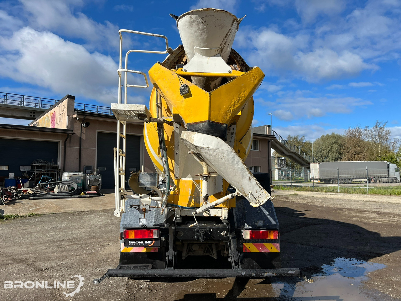 2014 Scania P360 8x4 Intermix 9m³ Concrete mixer - Camión hormigonera: foto 5 2014 Scania P360 8x4 Intermix 9m³ Concrete mixer - Camión hormigonera: foto 5
