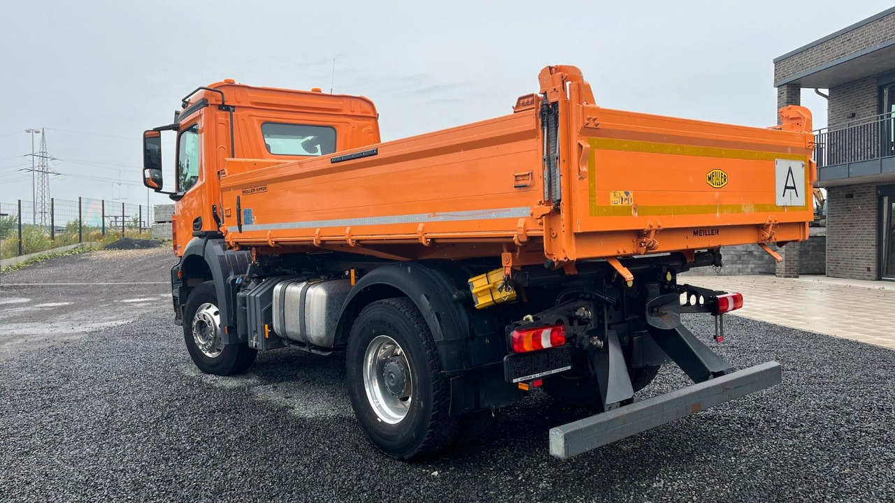 Mercedes-Benz Arocs 1835 Dreiseitenikpper Meiller - Camión volquete: foto 5 Mercedes-Benz Arocs 1835 Dreiseitenikpper Meiller - Camión volquete: foto 5