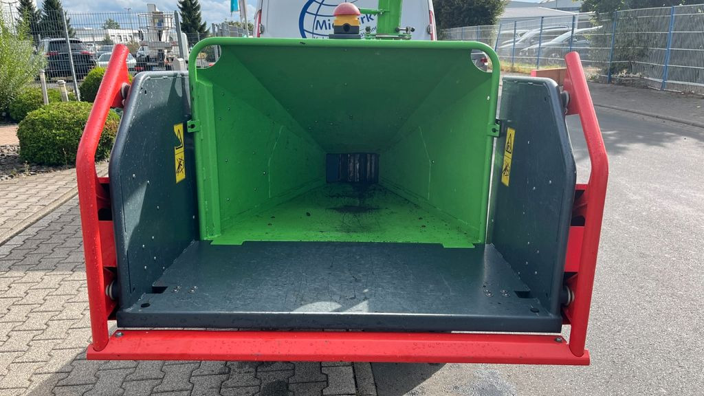 GreenMech Arborist 130 Häcksler Holz GreenMech Arborist 130 Häcksler Holz - Remolque: foto 5 GreenMech Arborist 130 Häcksler Holz GreenMech Arborist 130 Häcksler Holz - Remolque: foto 5