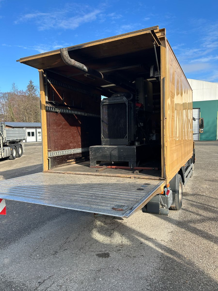 Mercedes-Benz MB 817 4x2 Dieselaggregat 6 Zylinder - Camión caja cerrada: foto 3 Mercedes-Benz MB 817 4x2 Dieselaggregat 6 Zylinder - Camión caja cerrada: foto 3