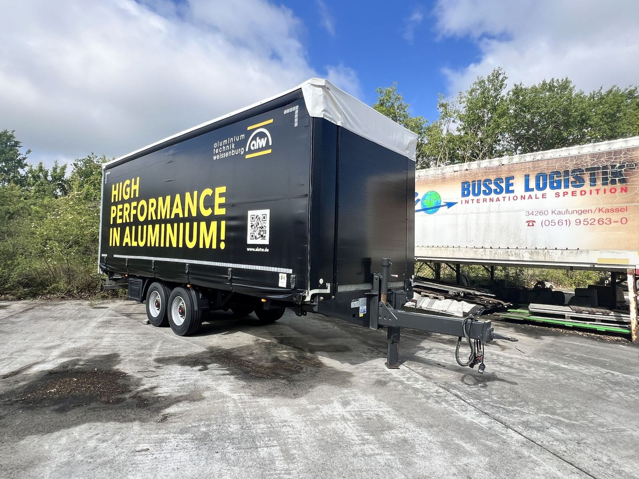 Fliegl 13,5 t Tandemplanenanhänger, neuwertig - Remolque con toldo: foto 3 Fliegl 13,5 t Tandemplanenanhänger, neuwertig - Remolque con toldo: foto 3