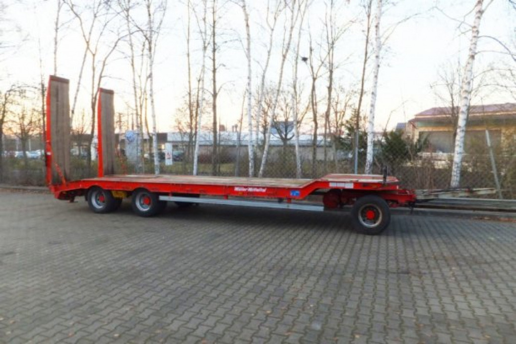 Müller Mitteltal T 3 3 Achs Tieflader- Anhänger - Remolque góndola rebajadas: foto 3 Müller Mitteltal T 3 3 Achs Tieflader- Anhänger - Remolque góndola rebajadas: foto 3