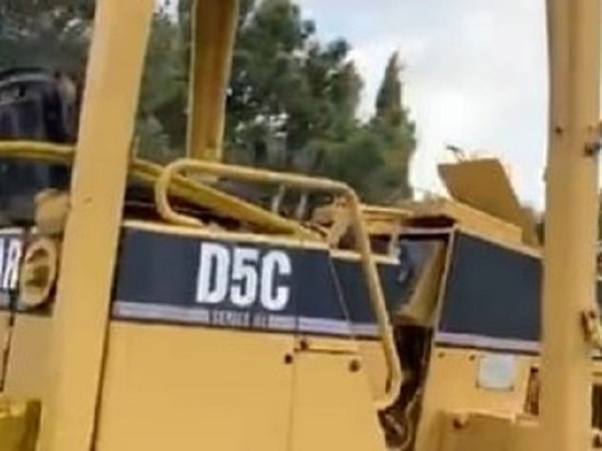 CATERPILLAR D5C (PIEZAS / DESGUACE) - Bulldozer: foto 1 CATERPILLAR D5C (PIEZAS / DESGUACE) - Bulldozer: foto 1