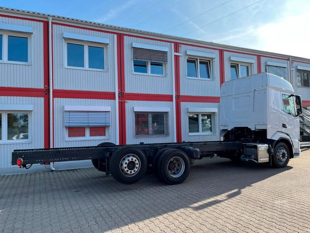 DAF FAN XF 480 ohne Aufbau - Camión chasis: foto 2 DAF FAN XF 480 ohne Aufbau - Camión chasis: foto 2