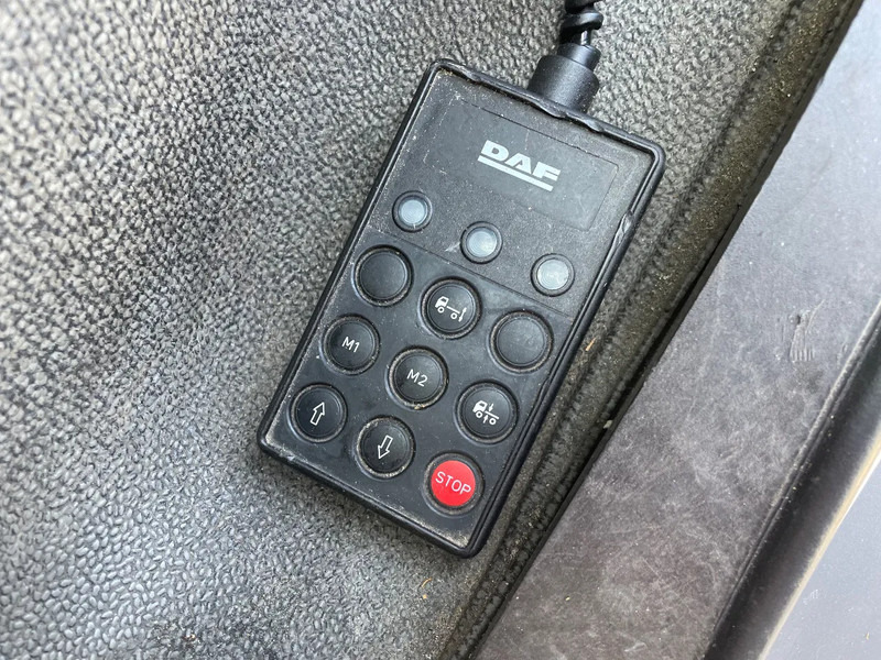 Camión caja cerrada DAF LF 180 8-2016: foto 19