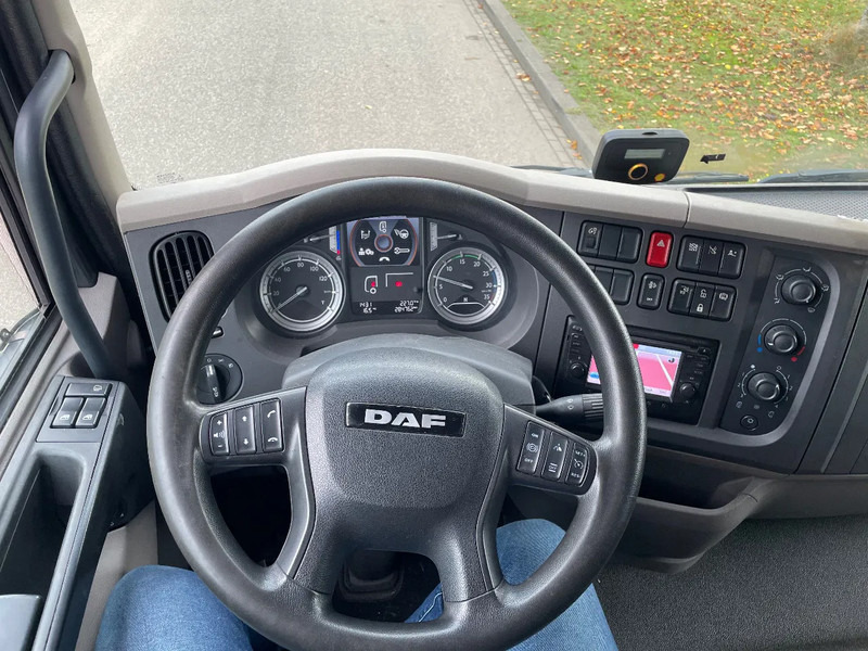 Foto del interior 2: Leasing de DAF LF 210 2016 wissellaadbak systeem DAF LF 210 2016 wissellaadbak systeem Foto del interior 2: Leasing de DAF LF 210 2016 wissellaadbak systeem DAF LF 210 2016 wissellaadbak systeem