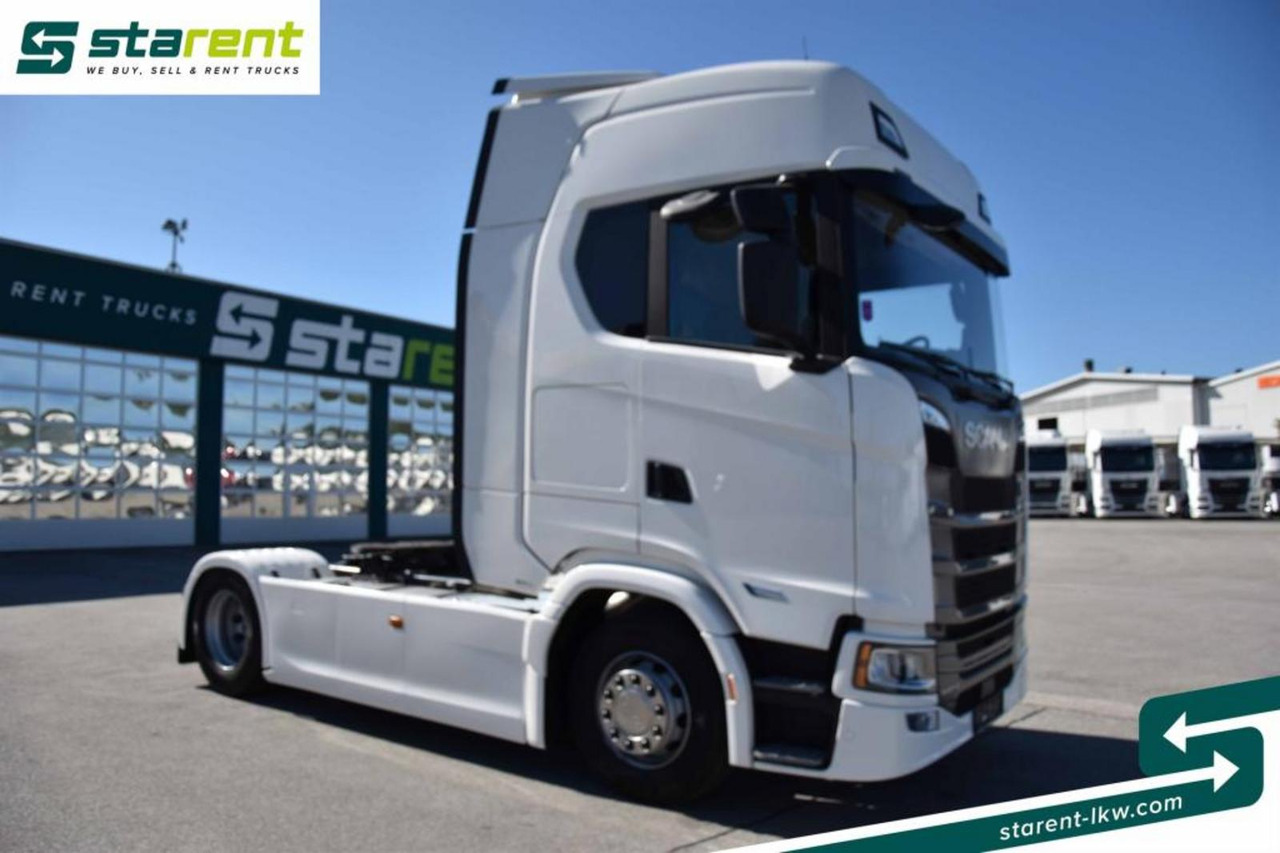 Scania S560 Retarder Navi LED-Lichter Ledersitze ACC - Cabeza tractora: foto 3 Scania S560 Retarder Navi LED-Lichter Ledersitze ACC - Cabeza tractora: foto 3