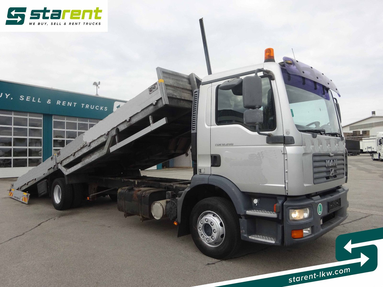 MAN TGM 12.280, Fahrzeugtransporter, kippbar - Grua de remolque autos: foto 2 MAN TGM 12.280, Fahrzeugtransporter, kippbar - Grua de remolque autos: foto 2