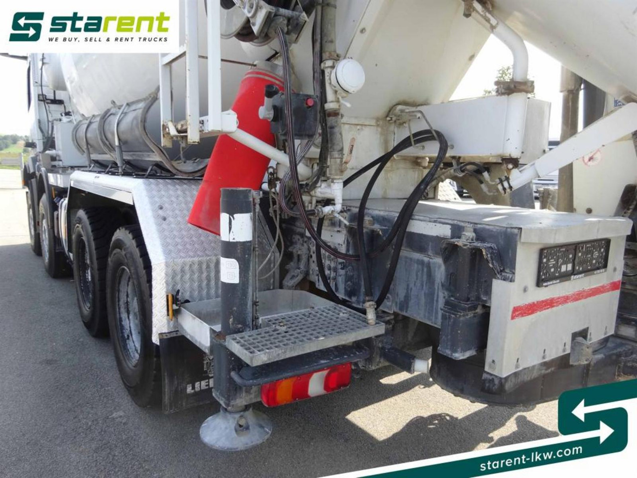 Camión hormigonera Mercedes Benz Arocs 3748 8x4 Liebherr Betonmischer + Förderband: foto 10