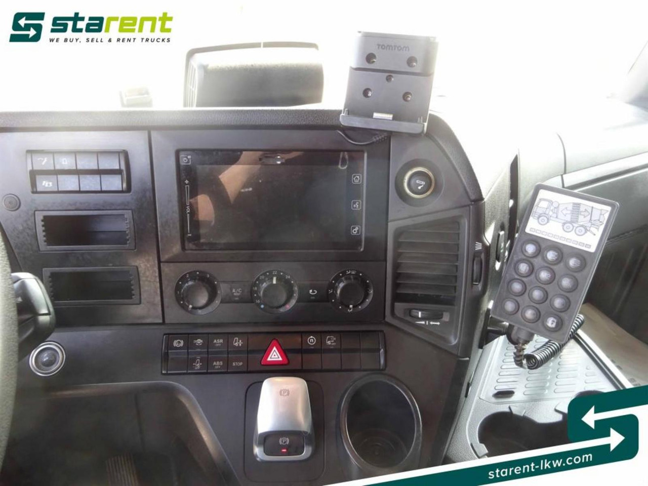 Camión hormigonera Mercedes Benz Arocs 3748 8x4 Liebherr Betonmischer + Förderband: foto 17