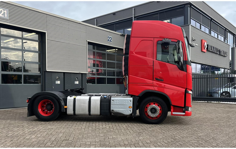 Volvo FH - Cabeza tractora: foto 2 Volvo FH - Cabeza tractora: foto 2