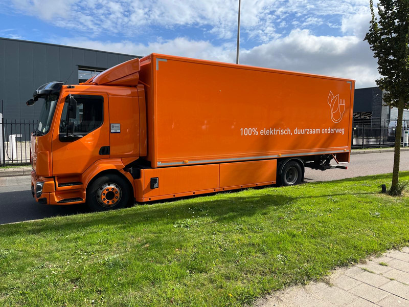 Renault E-Tech D 16 MED P4x2 6x 94 kwh - Camión caja cerrada, Camión eléctrico: foto 4 Renault E-Tech D 16 MED P4x2 6x 94 kwh - Camión caja cerrada, Camión eléctrico: foto 4