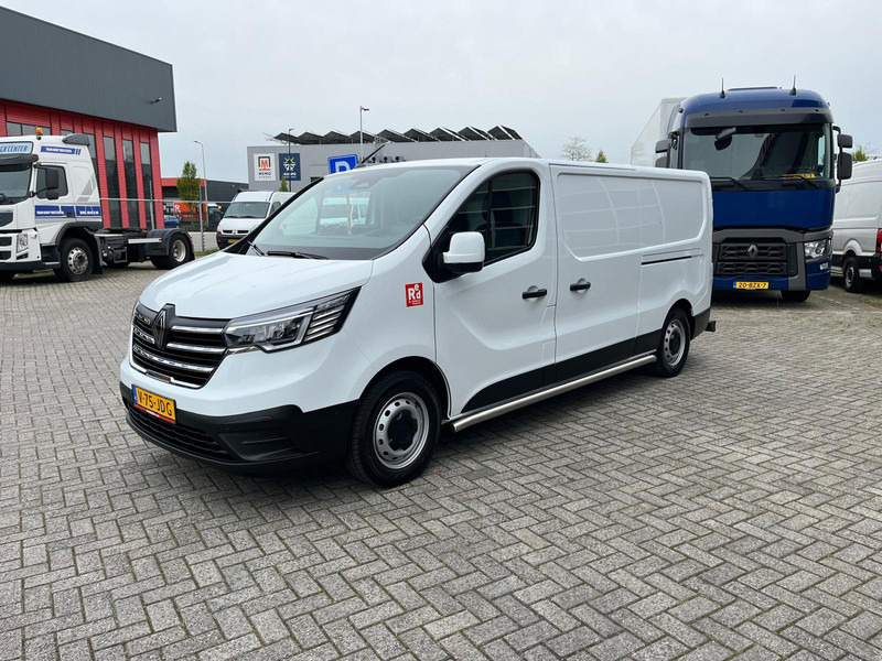 Renault Trafic E-Tech Red L2 H1, Nieuwstaat/New condition, Lees omschrijving/Read description - Furgoneta pequeña, Furgoneta eléctrica: foto 1 Renault Trafic E-Tech Red L2 H1, Nieuwstaat/New condition, Lees omschrijving/Read description - Furgoneta pequeña, Furgoneta eléctrica: foto 1