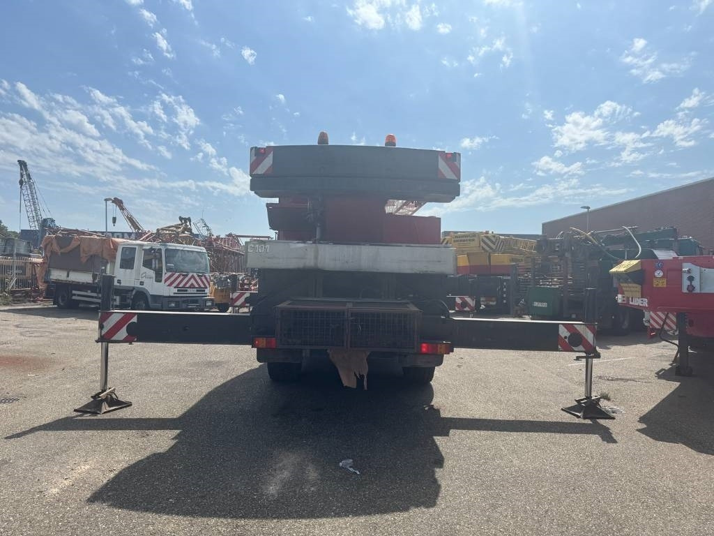 Liebherr LTM 1030-2.1 ( WITH JIB ) - Grúa todo terreno: foto 4 Liebherr LTM 1030-2.1 ( WITH JIB ) - Grúa todo terreno: foto 4