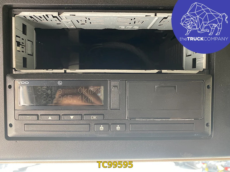 Cabeza tractora Mercedes-Benz Actros 1843: foto 6