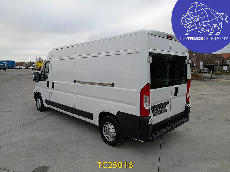 Fiat Ducato 2.0 Multijet L3H2 - Furgón: foto 3 Fiat Ducato 2.0 Multijet L3H2 - Furgón: foto 3