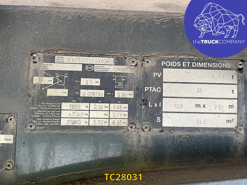 Fruehauf - Semirremolque caja cerrada: foto 3 Fruehauf - Semirremolque caja cerrada: foto 3