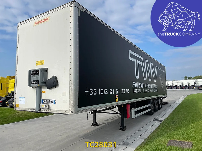 Fruehauf - Semirremolque caja cerrada: foto 1 Fruehauf - Semirremolque caja cerrada: foto 1