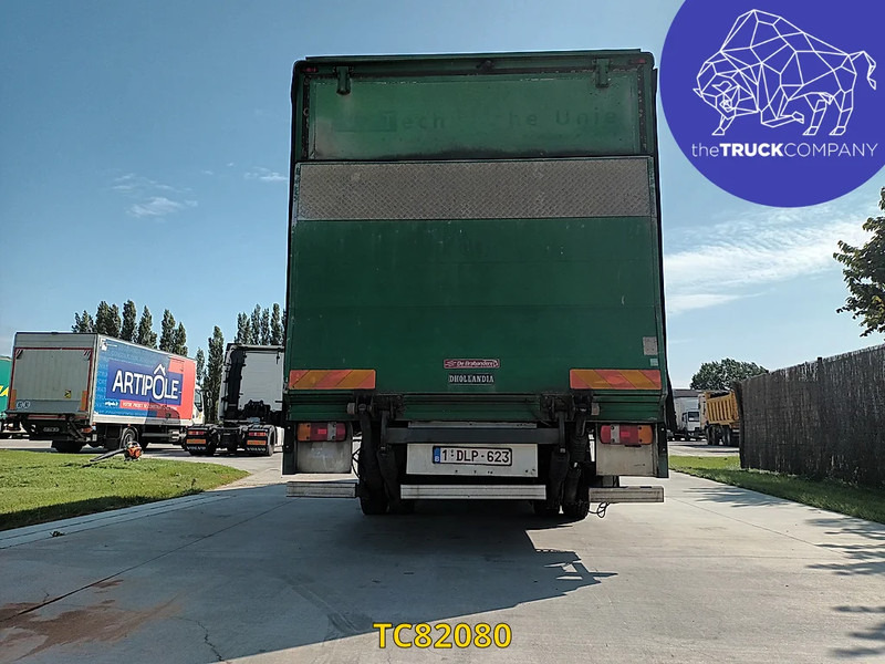 Mercedes-Benz Atego 1018 - Camión caja cerrada: foto 4 Mercedes-Benz Atego 1018 - Camión caja cerrada: foto 4